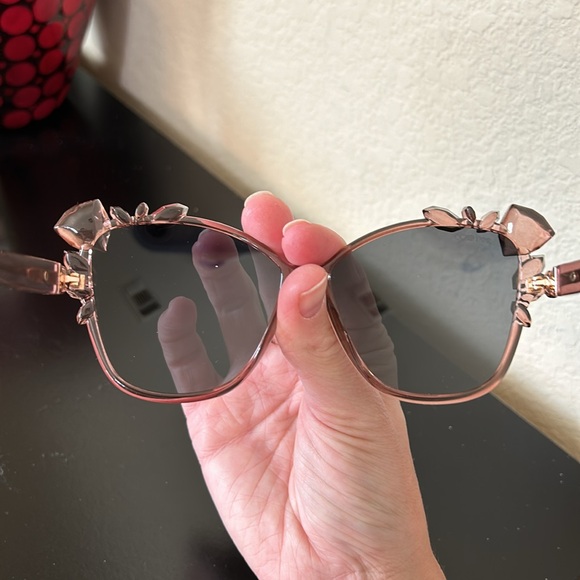 🕵️‍♀️ Mystery Box Show 11/16 🕵️‍♀️ Jimmy Choo 25th Anniversary Pink Sunglasses - Picture 6 of 12